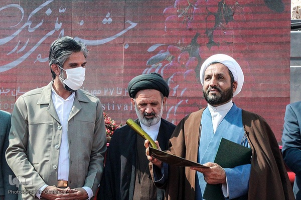 جشنواره ملی زرشک در خراسان جنوبی