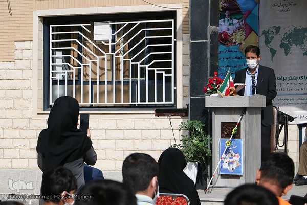 مراسم روز جهانی نابینایان در همدان