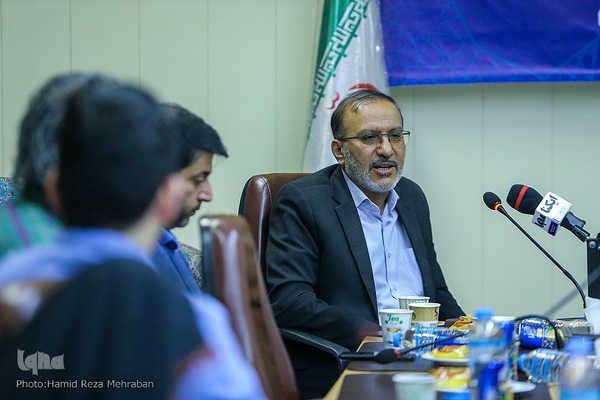 رونمایی از کتاب «میل کلی»