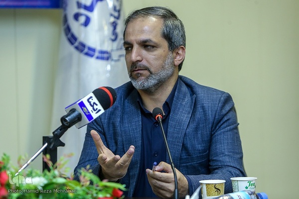 رونمایی از کتاب «میل کلی»