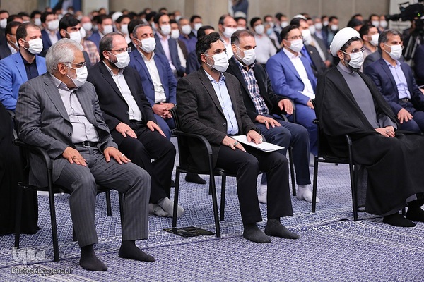 دیدار نخبگان و استعدادهای برتر تحصیلی با رهبری