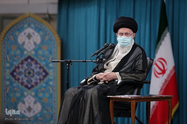 دیدار نخبگان و استعدادهای برتر تحصیلی با رهبری