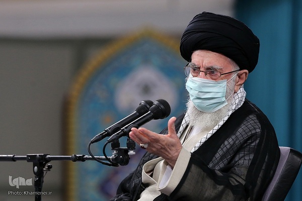 دیدار نخبگان و استعدادهای برتر تحصیلی با رهبری