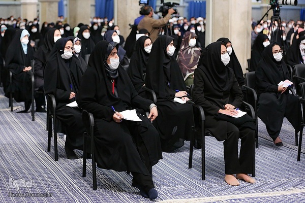 دیدار نخبگان و استعدادهای برتر تحصیلی با رهبری