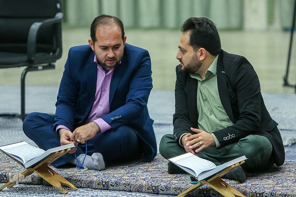 ششمین جلسه تلاوت و استماع قرآن کریم