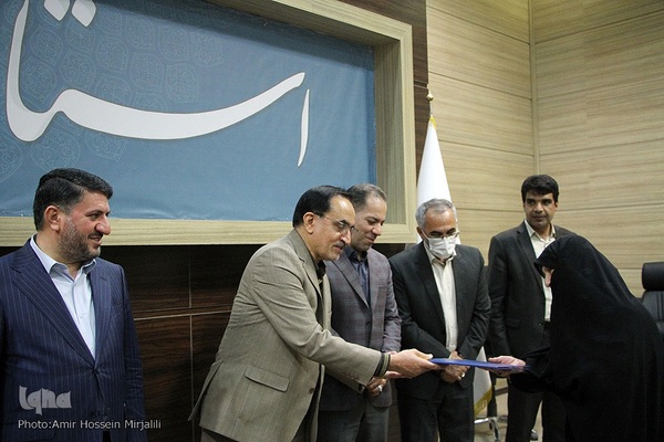 تجلیل از دانش‌آموزان نخبه قرآنی استان یزد