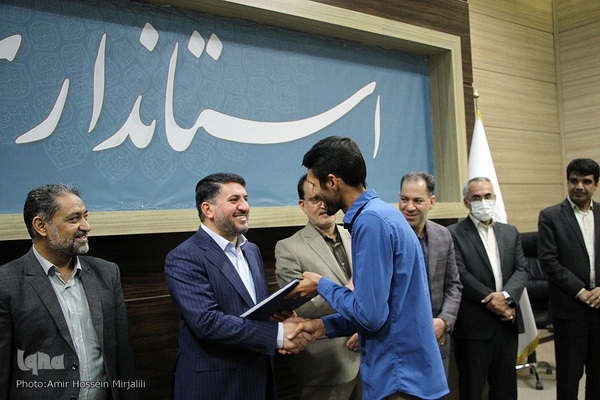 تجلیل از دانش‌آموزان نخبه قرآنی استان یزد