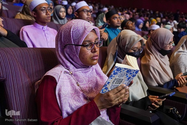 شب پایانی رقابت‌های بین‌المللی قرآن مالزی با حضور ملکه