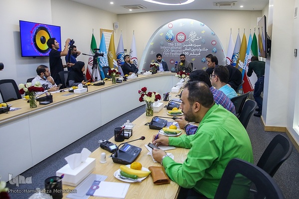 نشست خبری جشنواره فیلم 100