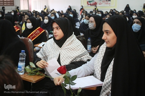 تشییع شهید گمنام بر دستان معصومیت