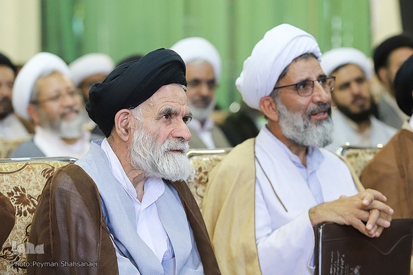 گردهمایی ائمه جمعه و جماعات استان اصفهان