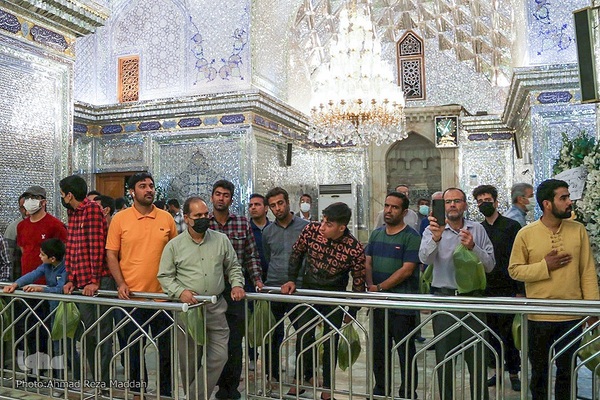 حضور معاون اول رئیس جمهور و وزیر کشور در حرم شاهچراغ