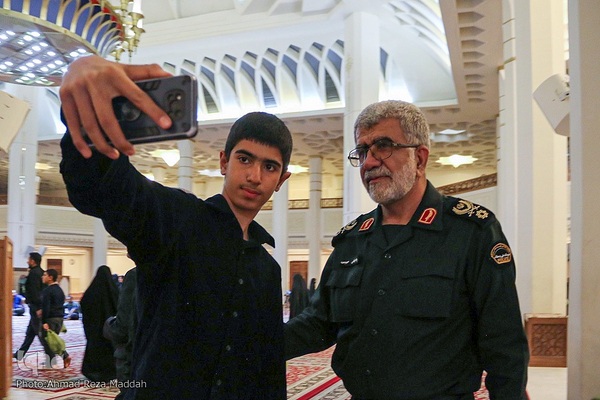 حضور معاون اول رئیس جمهور و وزیر کشور در حرم شاهچراغ