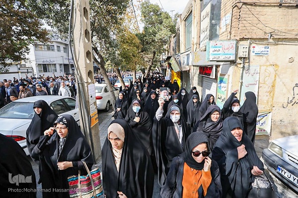 راهپیمایی باشکوه مردم همدان در محکومیت اقدام تروریستی در شاهچراغ شیراز