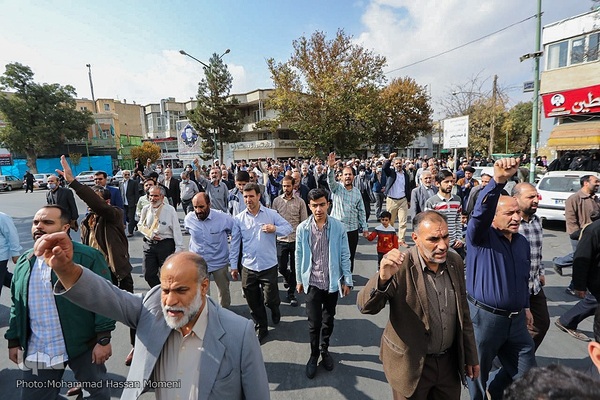 راهپیمایی باشکوه مردم همدان در محکومیت اقدام تروریستی در شاهچراغ شیراز