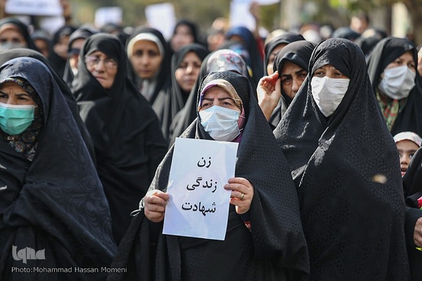 راهپیمایی باشکوه مردم همدان در محکومیت اقدام تروریستی در شاهچراغ شیراز