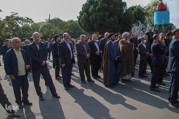 راهپیمایی مردم اهر در محکومیت حادثه تروریستی حرم شاهچراغ