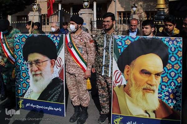 راهپیمایی مردم اهر در محکومیت حادثه تروریستی حرم شاهچراغ