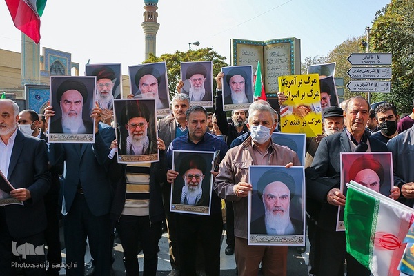 راهپیمایی مردم تبریز علیه حادثه تروریستی شاه چراغ‎‎