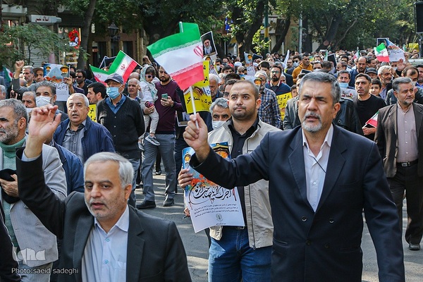 راهپیمایی مردم تبریز علیه حادثه تروریستی شاه چراغ‎‎