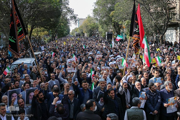 راهپیمایی مردم تبریز علیه حادثه تروریستی شاه چراغ‎‎