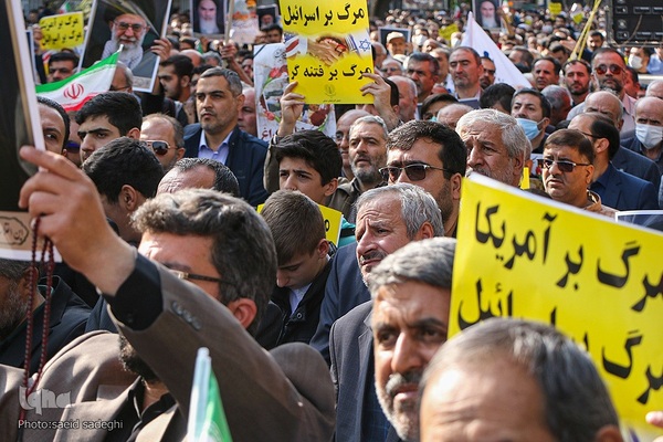 راهپیمایی مردم تبریز علیه حادثه تروریستی شاه چراغ‎‎