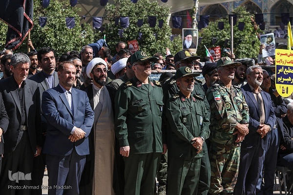 تشیع پیکر شهدای حادثه تروریستی حرم شاهچراغ(ع)-2