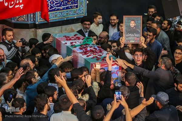 آئین وداع با پیکر شهید مدافع امنیت «آرمان علی‌وردی» در حوزه علمیه آیت‌الله مجتهدی(ره)