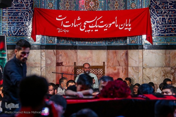 آئین وداع با پیکر شهید مدافع امنیت «آرمان علی‌وردی» در حوزه علمیه آیت‌الله مجتهدی(ره)