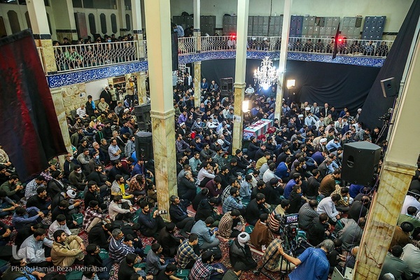 آئین وداع با پیکر شهید مدافع امنیت «آرمان علی‌وردی» در حوزه علمیه آیت‌الله مجتهدی(ره)