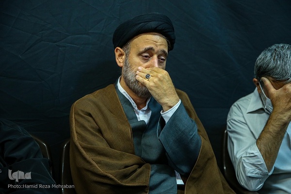 آئین وداع با پیکر شهید مدافع امنیت «آرمان علی‌وردی» در حوزه علمیه آیت‌الله مجتهدی(ره)