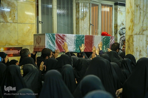 آئین وداع با پیکر شهید مدافع امنیت «آرمان علی‌وردی» در حوزه علمیه آیت‌الله مجتهدی(ره)