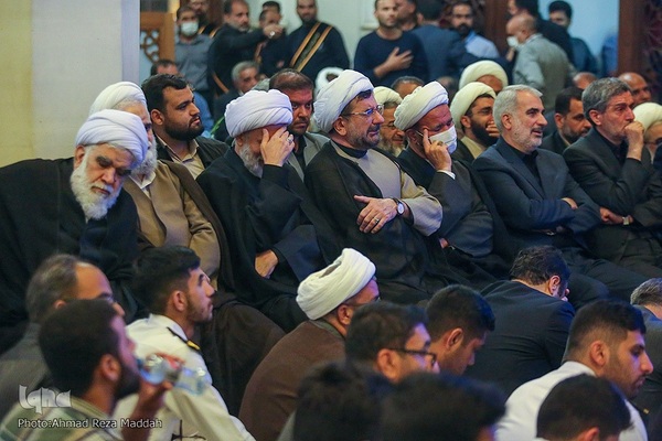 بزرگداشت شهدای حادثه تروریستی در حرم شاهچراغ(ع)