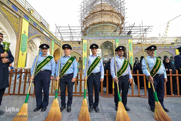 اهتزاز پرچم گنبد منور حضرت عبدالعظیم (ع)