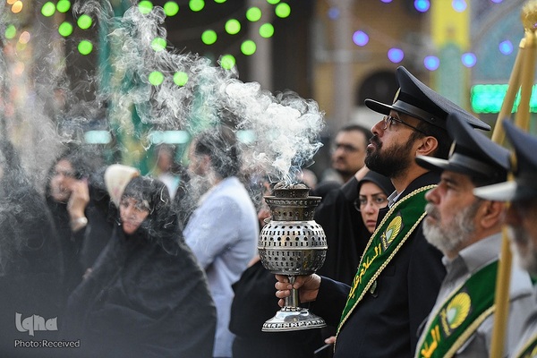 اهتزاز پرچم گنبد منور حضرت عبدالعظیم (ع)