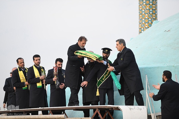 اهتزاز پرچم گنبد منور حضرت عبدالعظیم (ع)