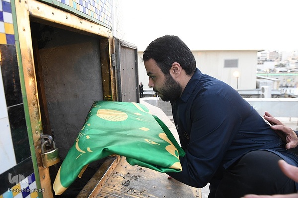 اهتزاز پرچم گنبد منور حضرت عبدالعظیم (ع)