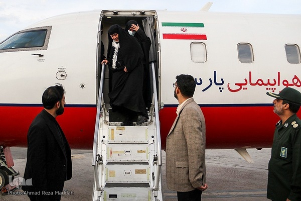 مراسم استقبال ازخانواده‌های شهدای شاهچراغ در مشهد مقدس