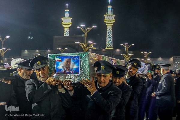 مراسم استقبال ازخانواده‌های شهدای شاهچراغ در مشهد مقدس