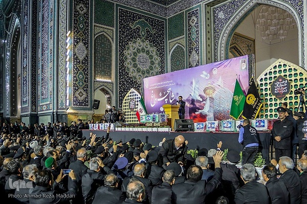 مراسم استقبال ازخانواده‌های شهدای شاهچراغ در مشهد مقدس