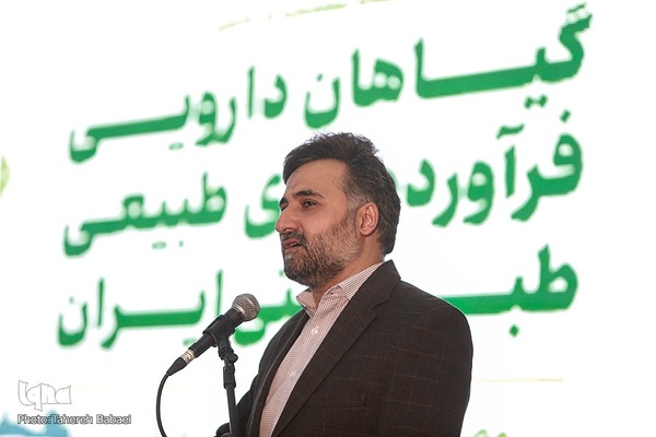  روح‌الله دهقانی فیروزآبادی، رئیس جهاددانشگاهی و سرپرست معاونت علمی و فناوری ریاست جمهوری