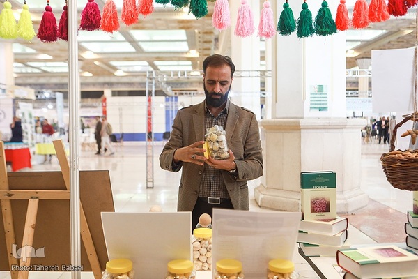 ششمین جشنواره و نمایشگاه ملی گیاهان دارویی و فرآورده‌های طبیعی طب سنتی ایران