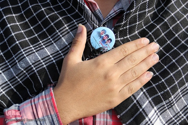 نواخت زنگ استکبارستیزی در محل درس شهید حادثه تروریستی حرم مطهر شاهچراغ(ع)