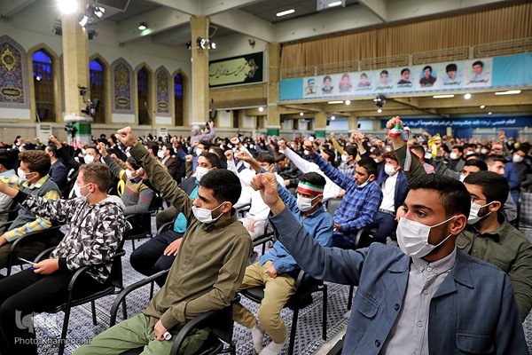 دیدار دانش‌آموزان سراسر کشور با رهبر انقلاب اسلامی