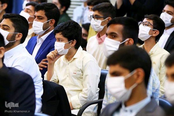 دیدار دانش‌آموزان سراسر کشور با رهبر انقلاب اسلامی