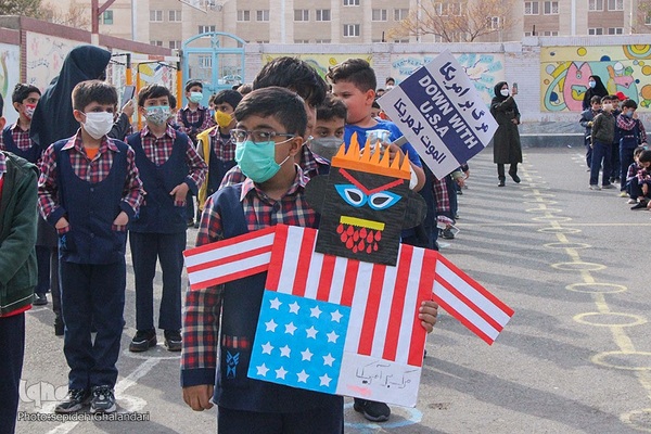 زنگ استکبارستیزی در مدارس ـ بیرجند