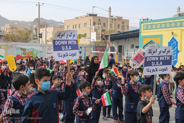 زنگ استکبارستیزی در مدارس ـ بیرجند