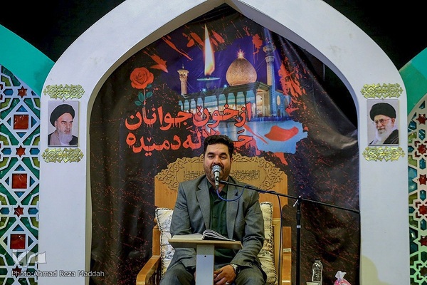 پنجاه و هفتمین محفل قرآنی رضوی به یاد شهدای حرم شاهچراغ(ع)‎‎