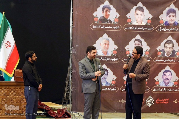 پنجاه و هفتمین محفل قرآنی رضوی به یاد شهدای حرم شاهچراغ(ع)‎‎