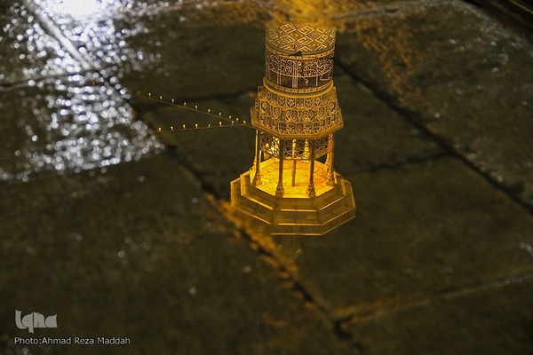 بارش اولین باران پاییزی در آستان حضرت شاهچراغ(ع)